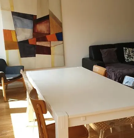 Homestay Proche Hypercentre - *